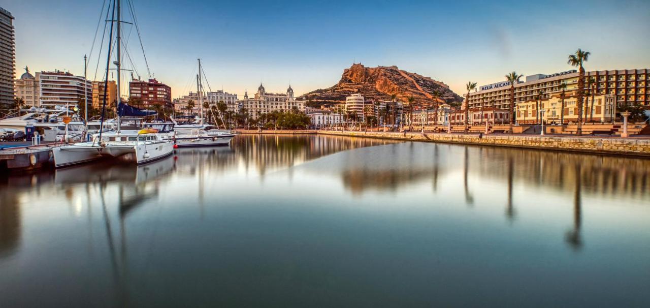 Ibis Budget Alicante Pension Sin Comedor Exterior foto